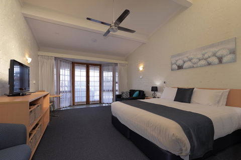 Barclay Motor Inn - Accommodation Newcastle 1