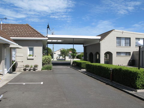Barclay Motor Inn - Accommodation Newcastle 11
