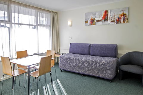 Barclay Motor Inn - Accommodation Newcastle 25