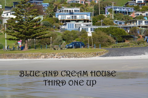 Seascape Beach House - Accommodation Newcastle 25
