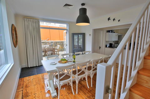 Little Talisker - Accommodation Newcastle 12
