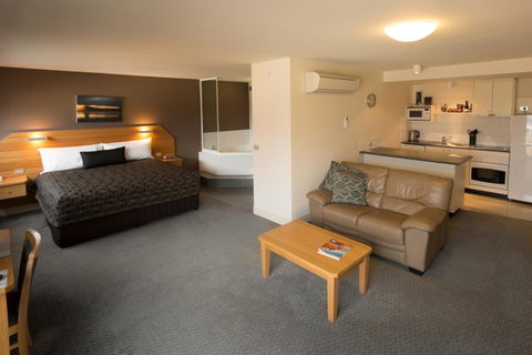 The Old Woolstore Apartment Hotel - Accommodation Newcastle 25