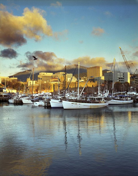 The Henry Jones Art Hotel - Accommodation Newcastle 2