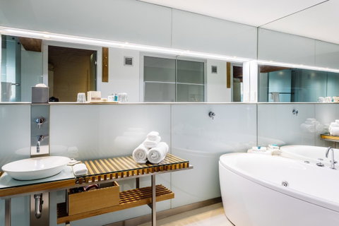 The Henry Jones Art Hotel - Accommodation Newcastle 41