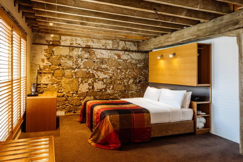 The Henry Jones Art Hotel - Accommodation Newcastle 16