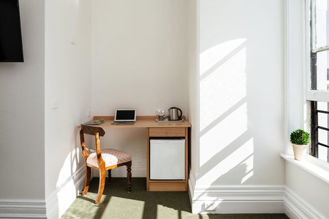 The Florance - Accommodation Newcastle 18