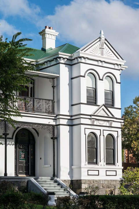 The Florance - Accommodation Newcastle 2