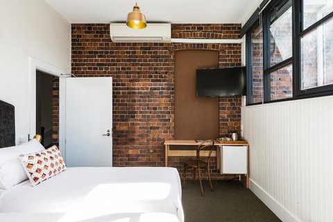 The Florance - Accommodation Newcastle 38