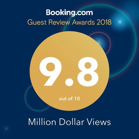 Million Dollar Views - Accommodation Newcastle 24