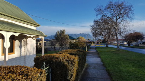 Grace Cottage - Accommodation Newcastle 14