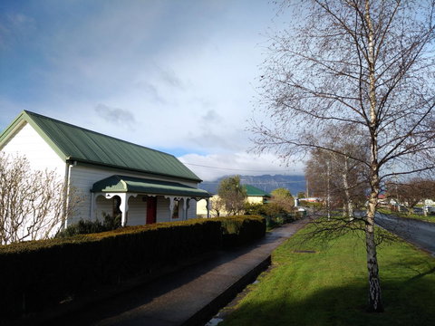 Grace Cottage - Accommodation Newcastle 15