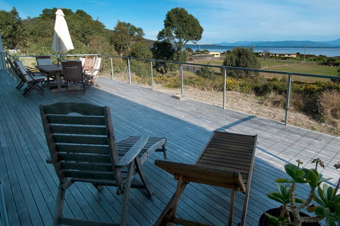Sunset Bay Escape - Accommodation Newcastle 37