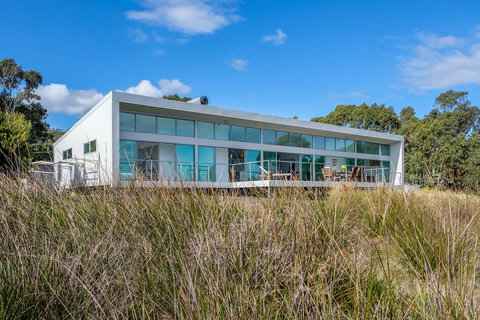 Sunset Bay Escape - Accommodation Newcastle 29