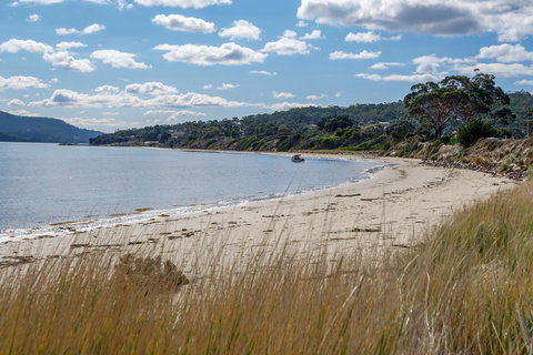 Sunset Bay Escape - Accommodation Newcastle 2