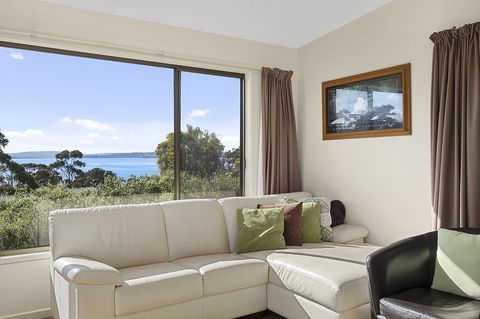 Mirramar House - Accommodation Newcastle 1