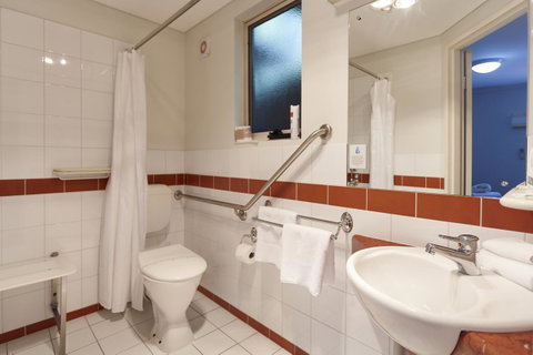 Elphin Serviced Apartments - Accommodation Newcastle 32