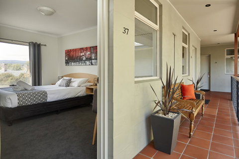Elphin Serviced Apartments - Accommodation Newcastle 35