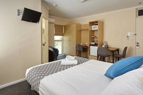 Elphin Serviced Apartments - Accommodation Newcastle 14