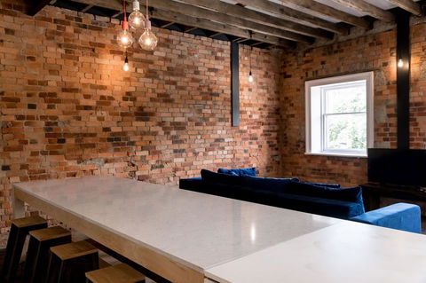 105 Mac Unique Apartments - Accommodation Newcastle 23