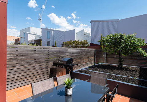 Sullivans Cove Apartments - Accommodation Newcastle 36