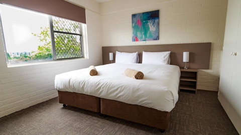 Adina Place Motel Apartments - Accommodation Newcastle 2