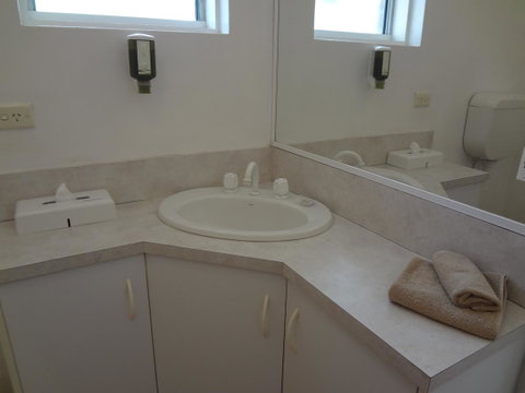 Adina Place Motel Apartments - Accommodation Newcastle 31