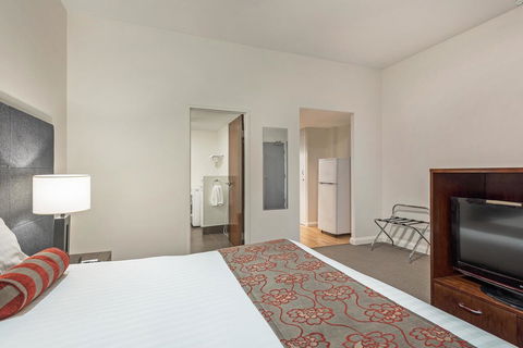 Mantra One Sandy Bay Road - Accommodation Newcastle 13