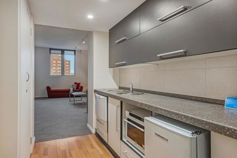 Mantra One Sandy Bay Road - Accommodation Newcastle 20