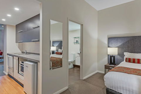 Mantra One Sandy Bay Road - Accommodation Newcastle 18