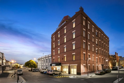 Hobart Waterfront Apartments - Accommodation Newcastle 4