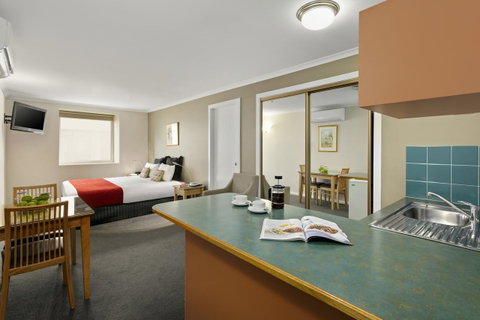 Hobart Waterfront Apartments - Accommodation Newcastle 0