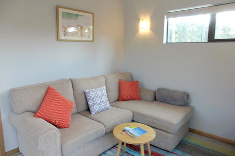 Kingston Beach-House Retreat - Accommodation Newcastle 11