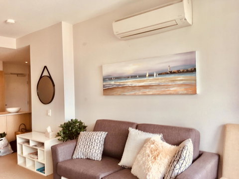 Hobart Inner City Apartment - Accommodation Newcastle 2
