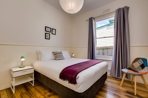 Rosehaven Cottage - Accommodation Newcastle 6