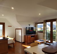Riverside StudioPrivate - Accommodation Newcastle