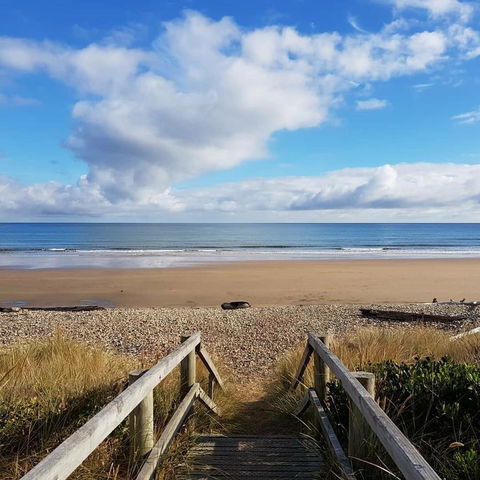 Amare Beachside Luxury - Accommodation Newcastle 1