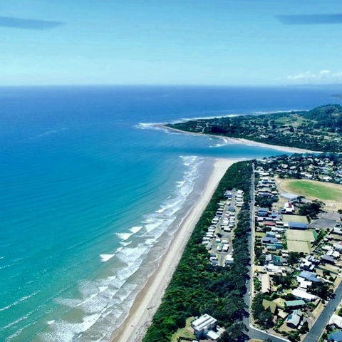 Amare Beachside Luxury - Accommodation Newcastle 3