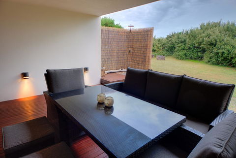 Amare Beachside Luxury - Accommodation Newcastle 21