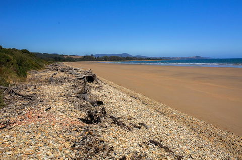 Amare Beachside Luxury - Accommodation Newcastle 25