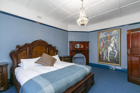 Insomnia On Elizabeth - Accommodation Newcastle 1