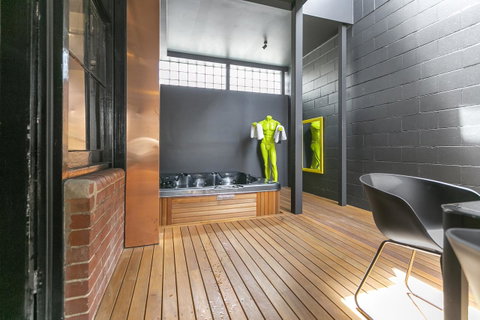 Insomnia On Elizabeth - Accommodation Newcastle 31