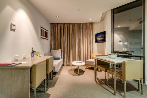 Mantra Collins Hotel - Accommodation Newcastle 23