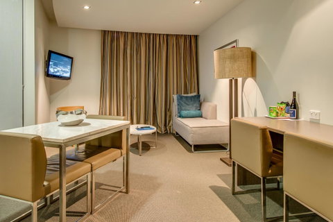 Mantra Collins Hotel - Accommodation Newcastle 20
