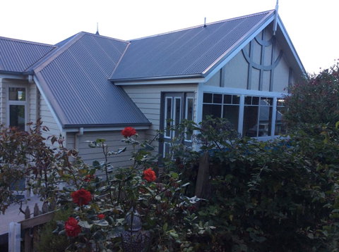 Werndee - Accommodation Newcastle 15