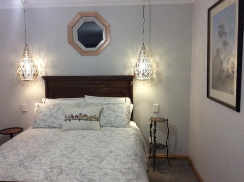 Werndee - Accommodation Newcastle 14