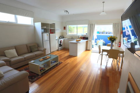 @ The Beach & Not Quite @ The Beach Holiday Cottages - Stanley - Accommodation Newcastle 22