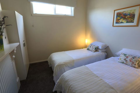 @ The Beach & Not Quite @ The Beach Holiday Cottages - Stanley - Accommodation Newcastle 23