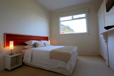 @ The Beach & Not Quite @ The Beach Holiday Cottages - Stanley - Accommodation Newcastle 20