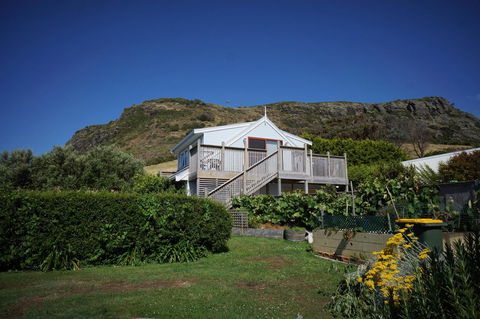 @ The Beach & Not Quite @ The Beach Holiday Cottages - Stanley - Accommodation Newcastle 2