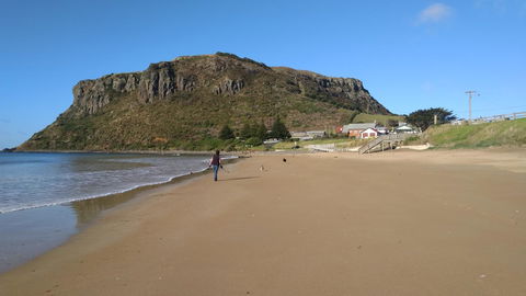 @ The Beach & Not Quite @ The Beach Holiday Cottages - Stanley - Accommodation Newcastle 1
